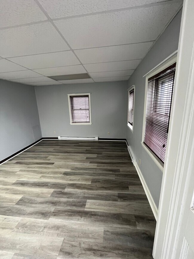 Building Photo - 34 N Baltimore Ave