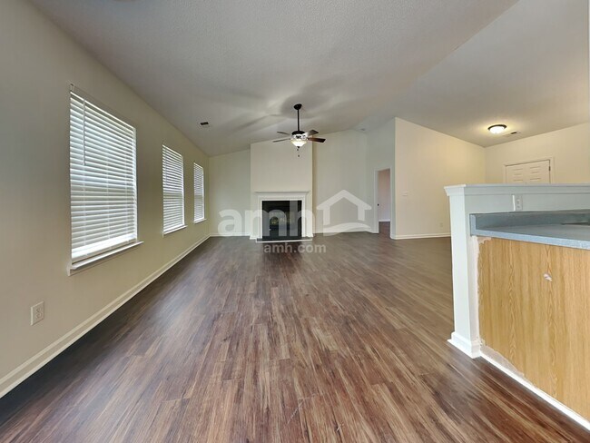 Building Photo - 6014 Pennycross Ln