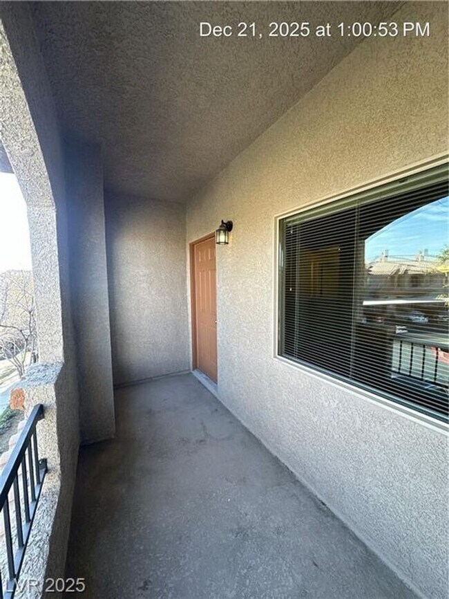 Building Photo - Spacious Southwest Condo with Open Layout & Resort-Style Community Amenities!