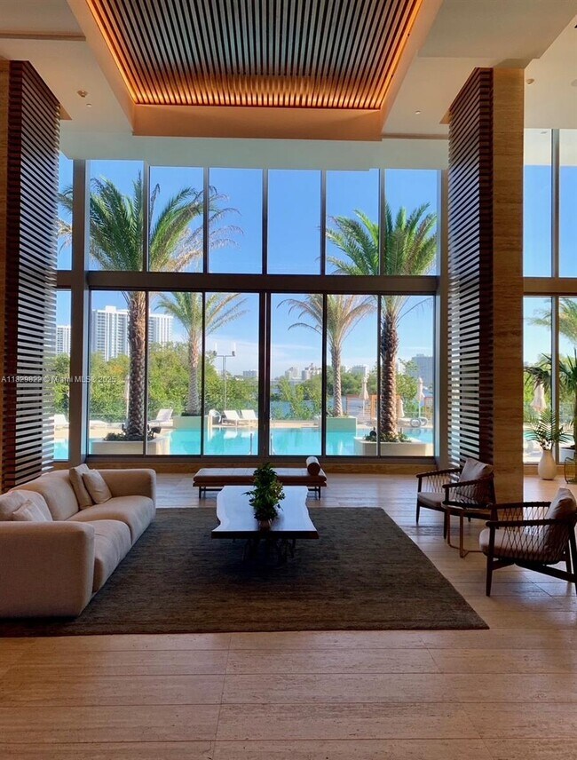 Building Photo - 16385 Biscayne Blvd