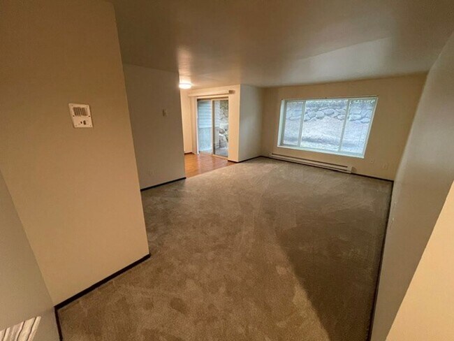 Interior Photo - (3P) Pinehurst