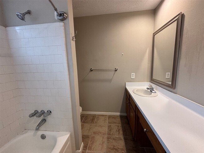 Building Photo - 2111 Squire Dobbins Dr