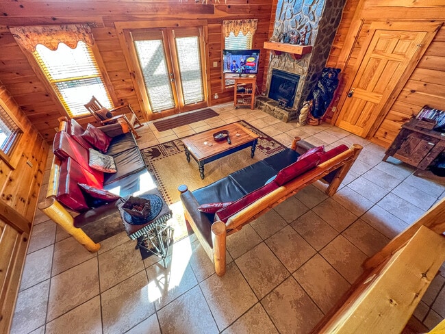 Building Photo - 169 Dream Mountain Rd