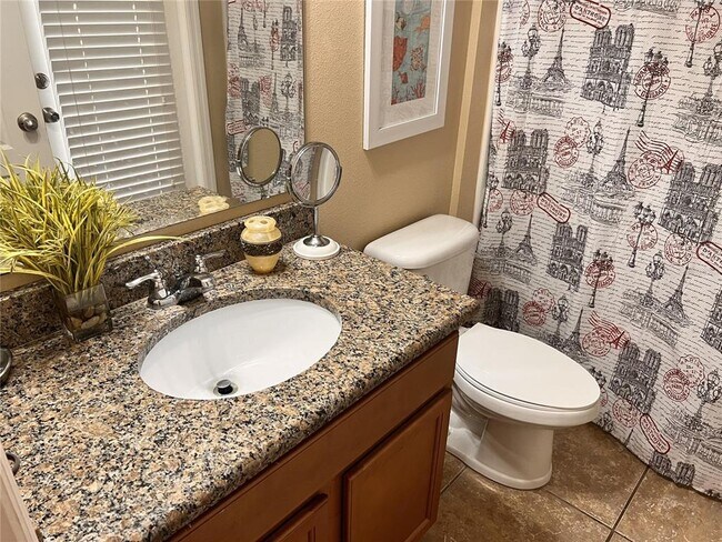 Building Photo - 9017 Paolos Pl