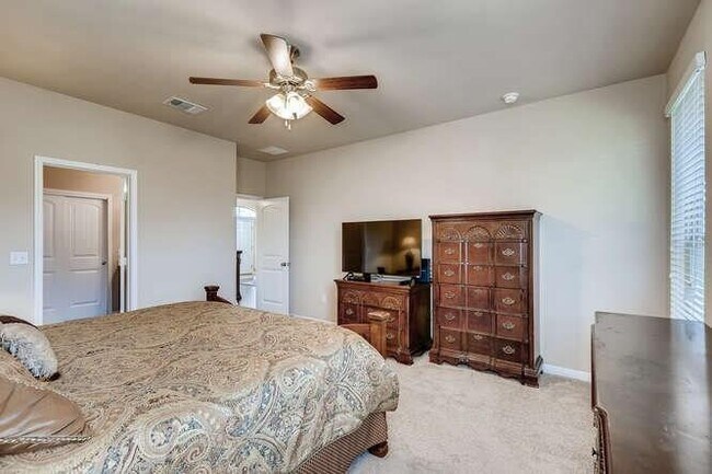 Building Photo - 1428 Bess Cove