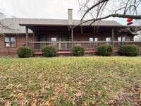 Building Photo - 207 Lake Shore Dr