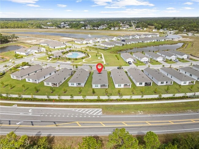 Building Photo - 1150 Brooklands Dr