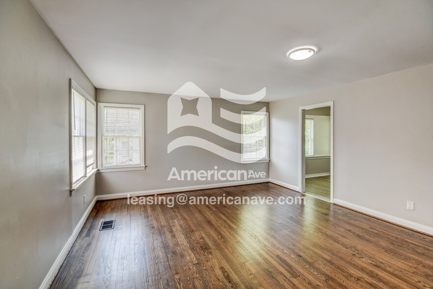 Building Photo - 4804 Avenue O