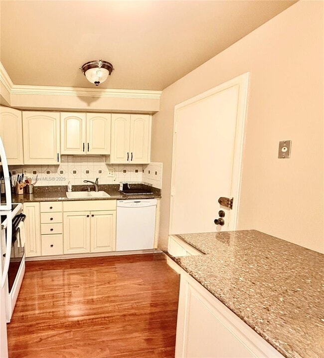 Building Photo - 600 Three Islands Boulevard