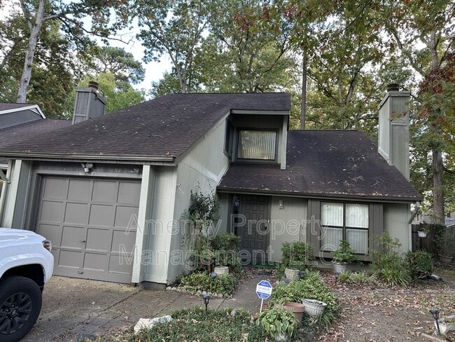 Primary Photo - 704 Ninebark Ct