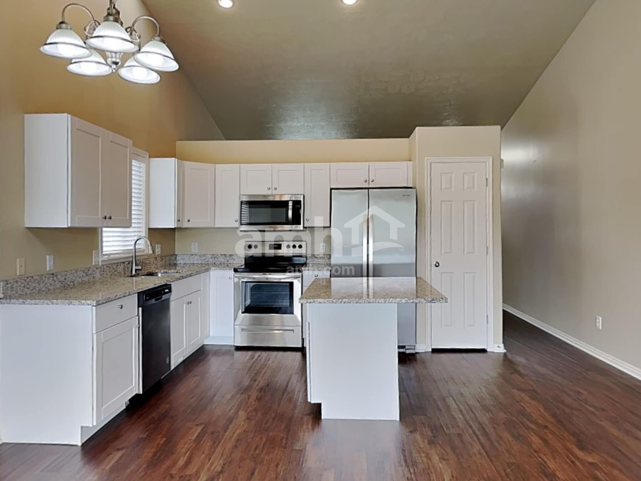 Building Photo - 163 Crystal Bay Dr