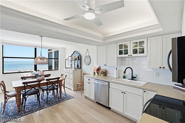 Building Photo - 9375 Gulf Shore Dr