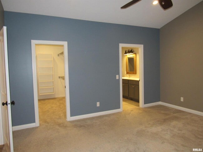 Building Photo - 1659 Celtic Ct