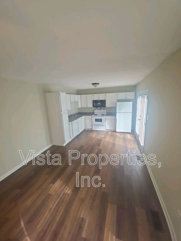 Building Photo - 6917 Colrain Cir