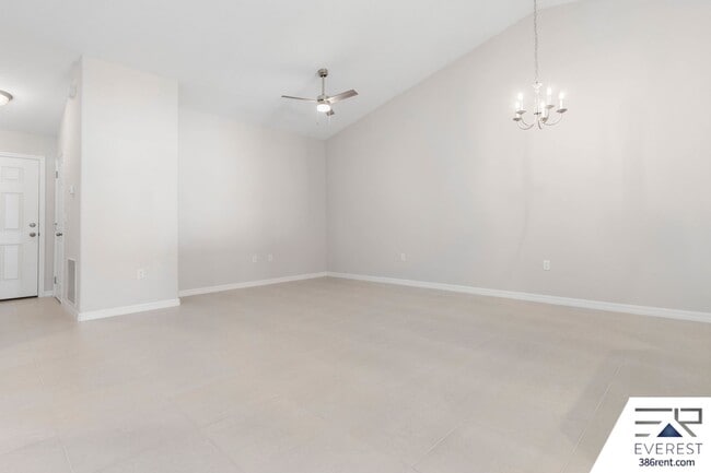 Building Photo - FULLY FENCED, LIKE NEW 3/2/1 TOWNHOUSE ON A CUL DE SAC IN BEAUTIFUL SEMINOLE WOODS