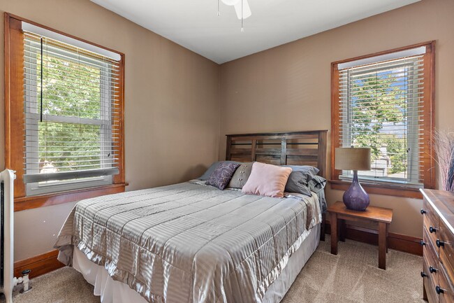 Building Photo - 935-937 Marshall Avenue