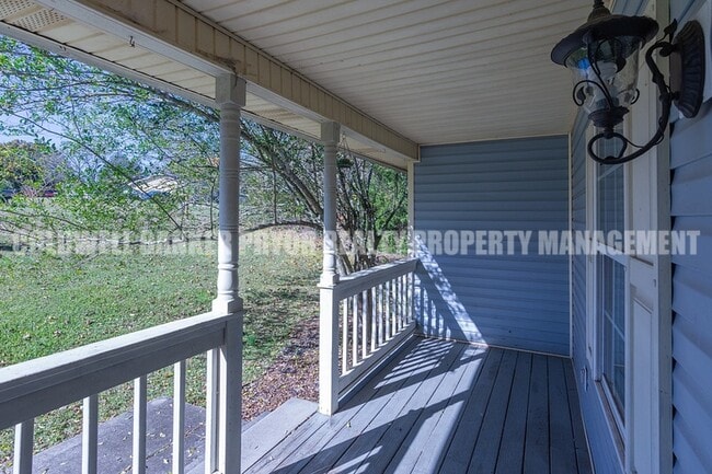 Building Photo - 531 Indian Hills Dr