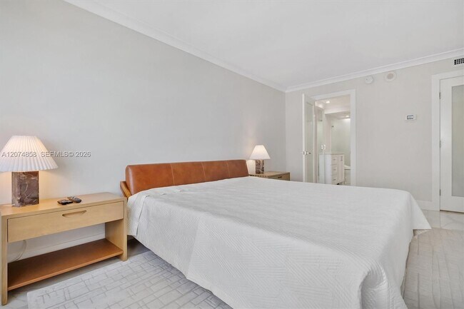 Building Photo - 5555 Collins Ave