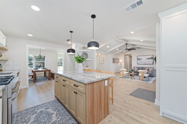 Building Photo - 9902 Hornpipe Ln