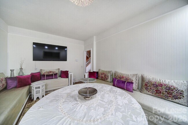 Building Photo - 12252 Stratfield Pl Cir