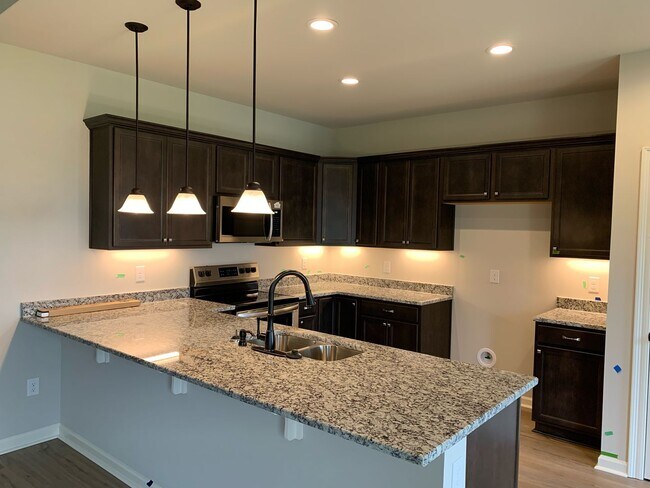 Building Photo - Immaculate Newer Construction Home for Rent!