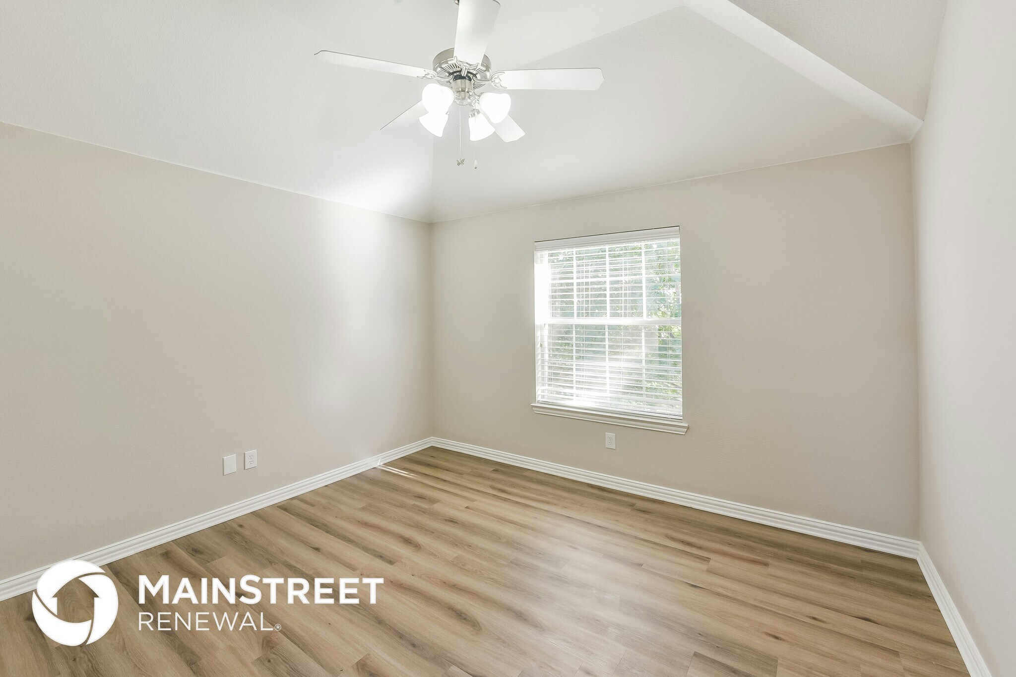 Building Photo - 13673 Saddlewood Dr