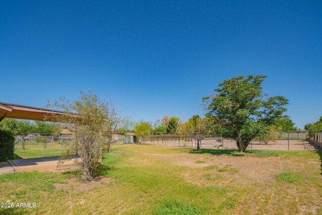 Building Photo - 5210 W Monte Cristo Ave