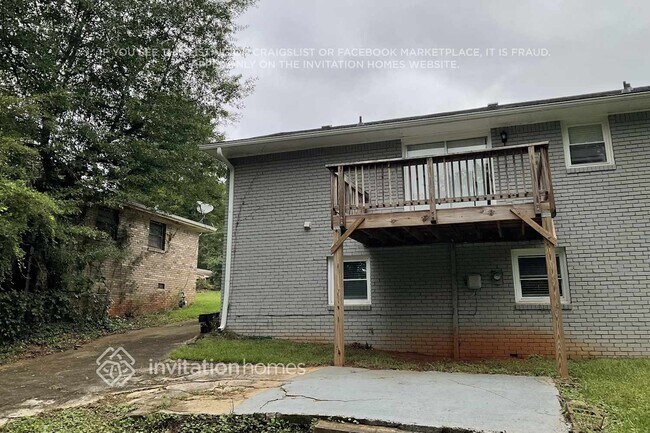 Building Photo - 567 San Pablo Dr