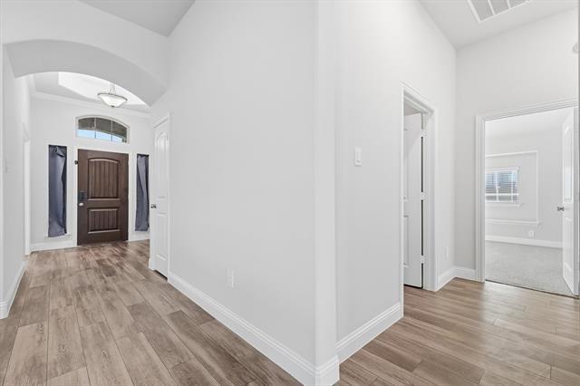 Building Photo - 513 Oleander Dr
