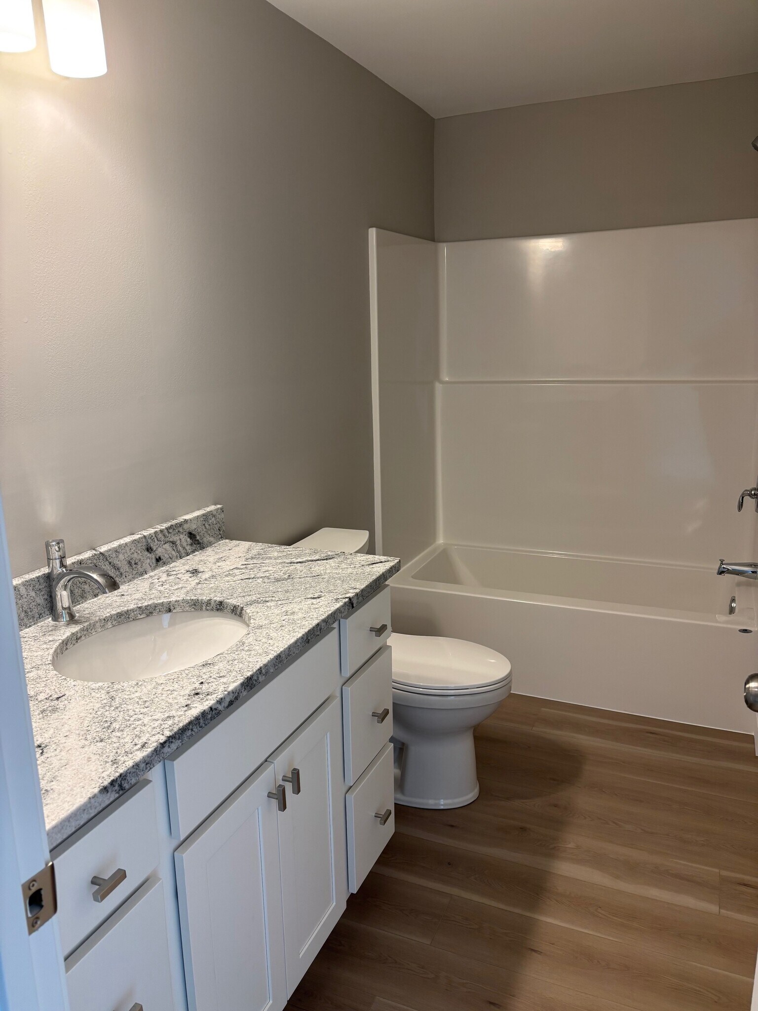 second floor bathroom - 110 Sycamore Ln