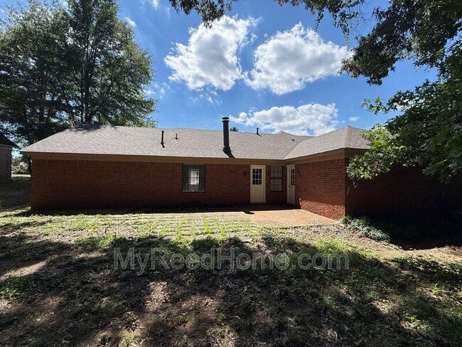 Building Photo - 6758 Valerie Dr