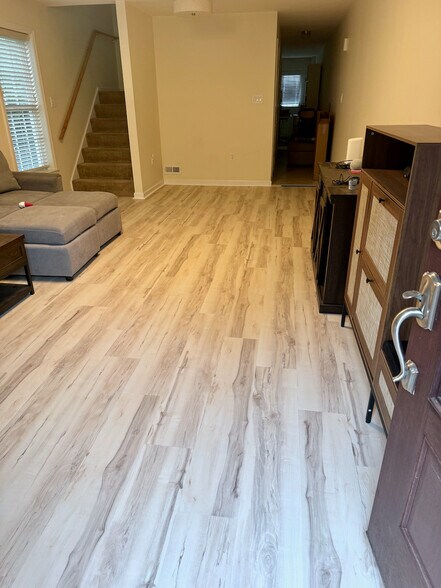 Brand new flooring 08/06/24 - 67 Clarendon Ave