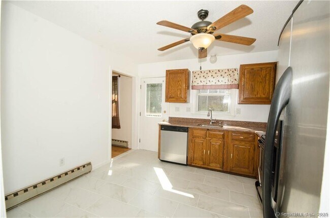 Building Photo - 30 Cavasin Dr