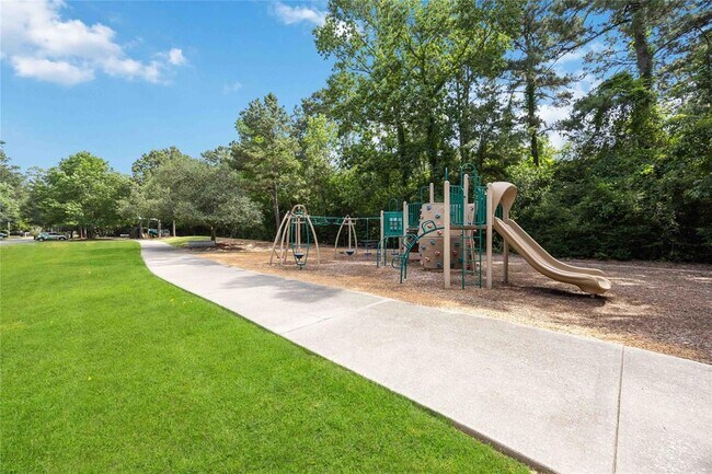 Building Photo - 11 Alden Glen Ct