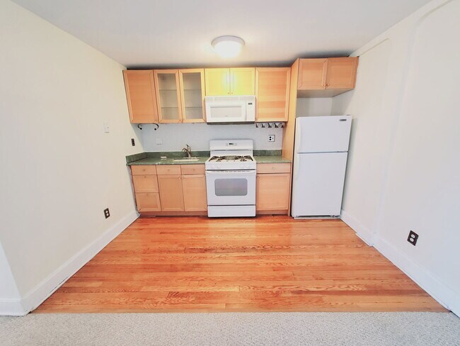 Primary Photo - 22 Glenbrook Rd
