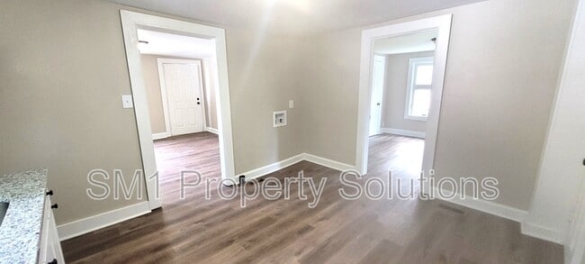 Building Photo - 1420 Furlough Ave