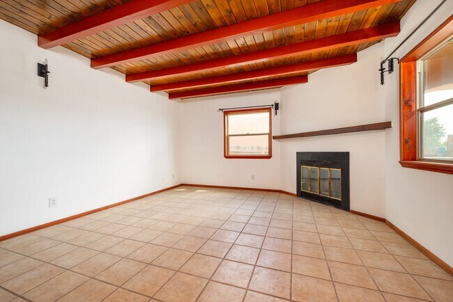 Building Photo - 2911 Avenida Alamosa