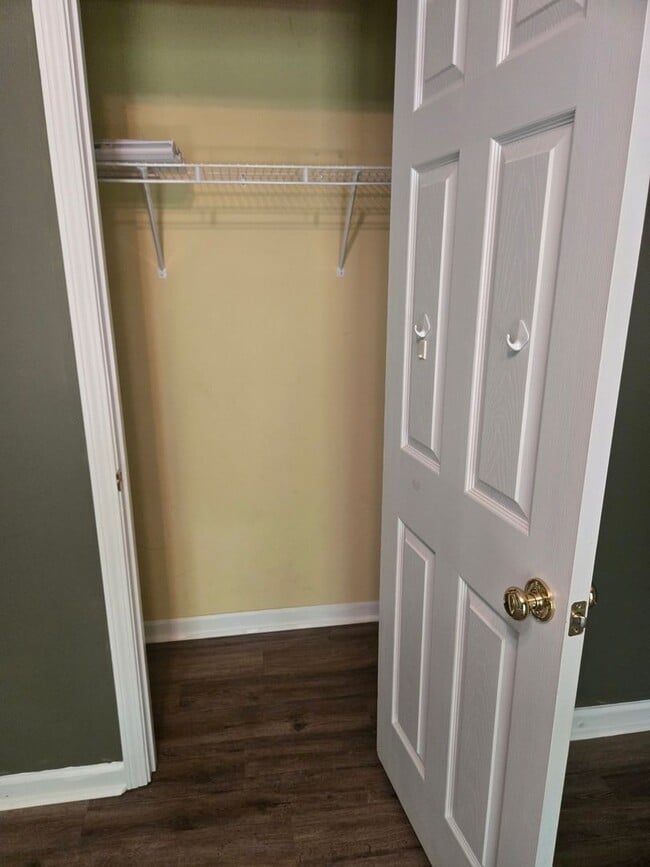 Building Photo - FOR RENT in HARRIS COUNTY with SWIMMING POOL! Available July 1st