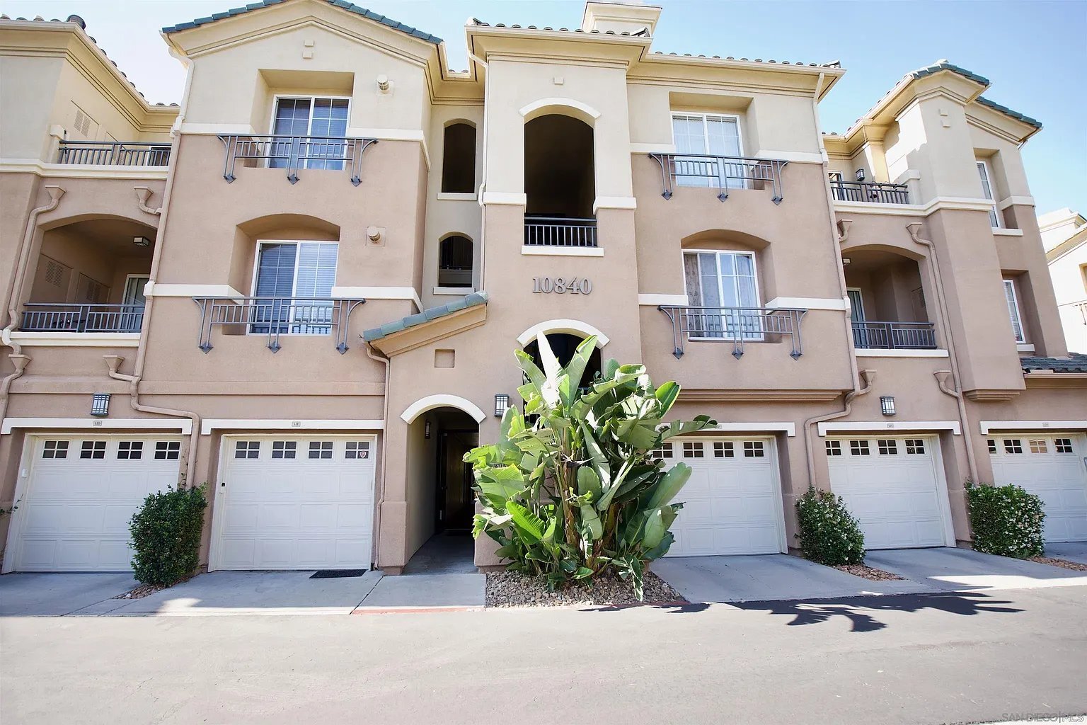 Building Photo - 10840 Scripps Ranch Blvd