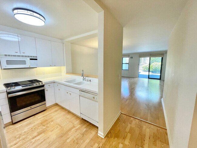 Building Photo - 2BR/2BA North Beach Condo W/Private, Huge Terrace, Parking! In-Unit Laundry! Storage! PROGRESSIVE