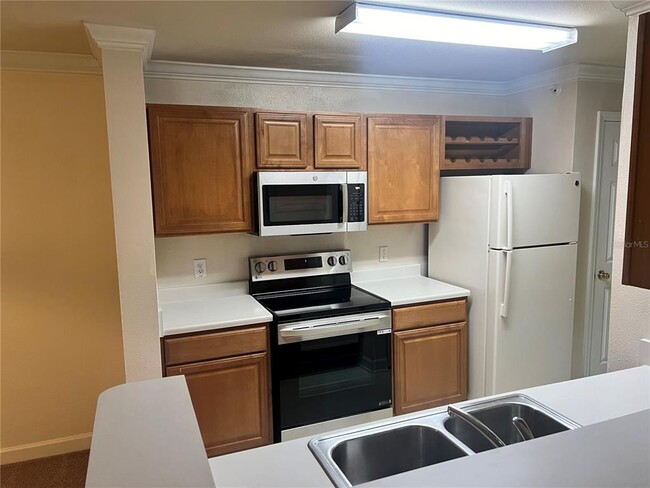Building Photo - 18469 Bridle Club Dr