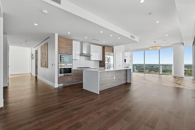 Building Photo - 7901 Windrose Ave.