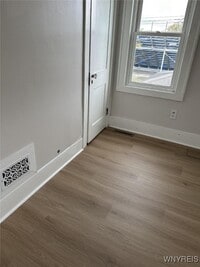 Building Photo - 141 Nassau Ave