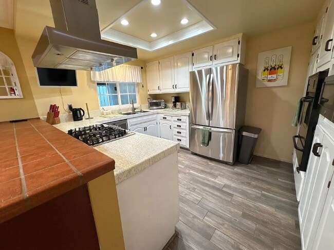 Building Photo - Beautiful 3 Bedroom 2 Bathroom House in Granda Hills