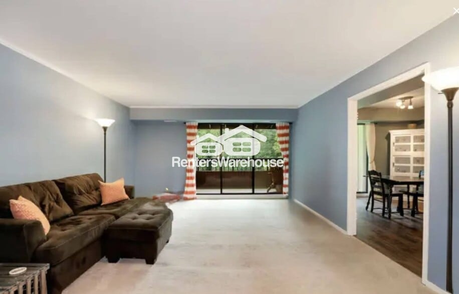 Building Photo - 5675 Harpers Farm Rd