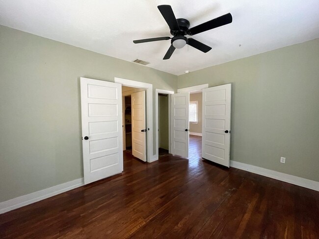 Building Photo - Charming 2BR/1BA Corner Lot Home with Shop & Fenced Yards