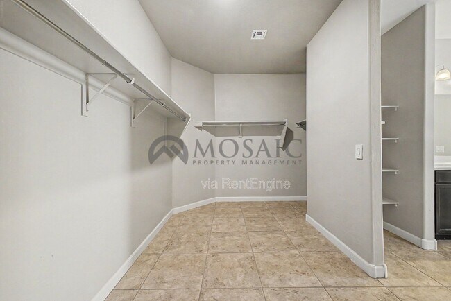 Building Photo - 10617 S 54th Ln