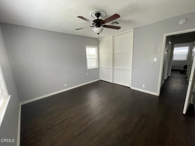 Building Photo - 411 E Marigold St