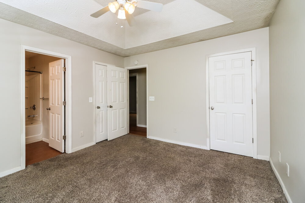 Building Photo - 222 Arbor Creek Dr