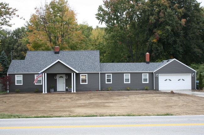 Primary Photo - 24474 Nobottom Rd